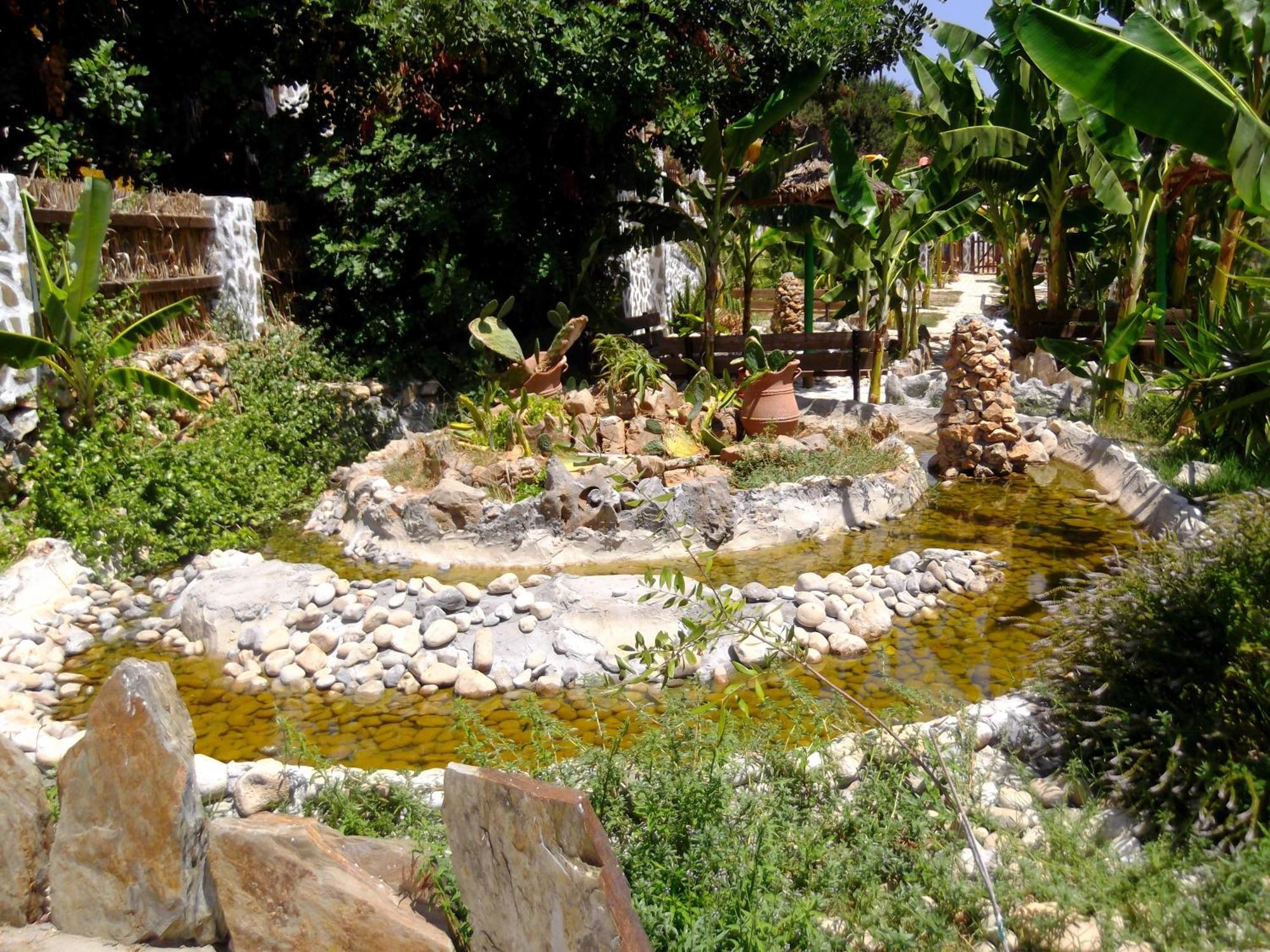 מלון דירות Stone Village Bali (Crete)