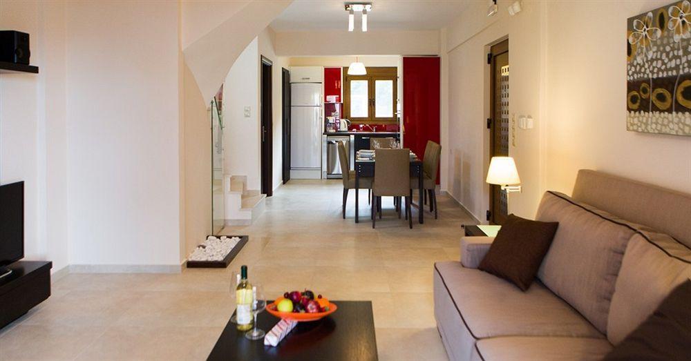 Stone Village 4*