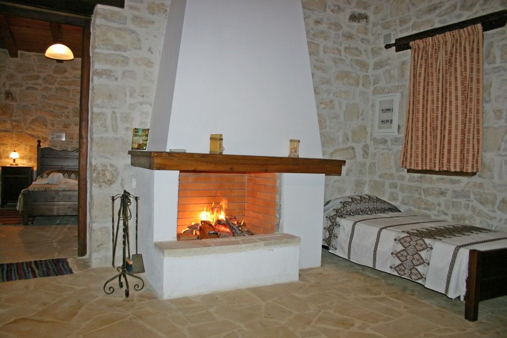 מלון דירות Stone Village Bali (Crete)